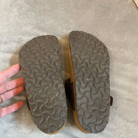 Birkenstock Bronze Gizeh Sandals Women Size 5 - Picture 9 of 10